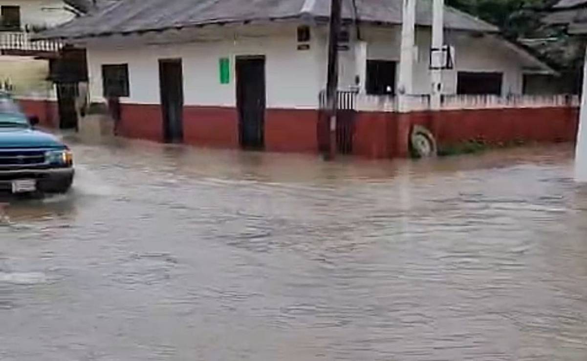 Lluvias torrenciales persistirán en San Luis Potosí; mantienen alerta por inundaciones