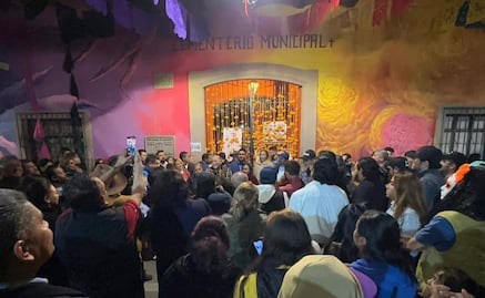 Panteón El Saucito de SLP recibe más de 17 mil visitantes este 1 de noviembre