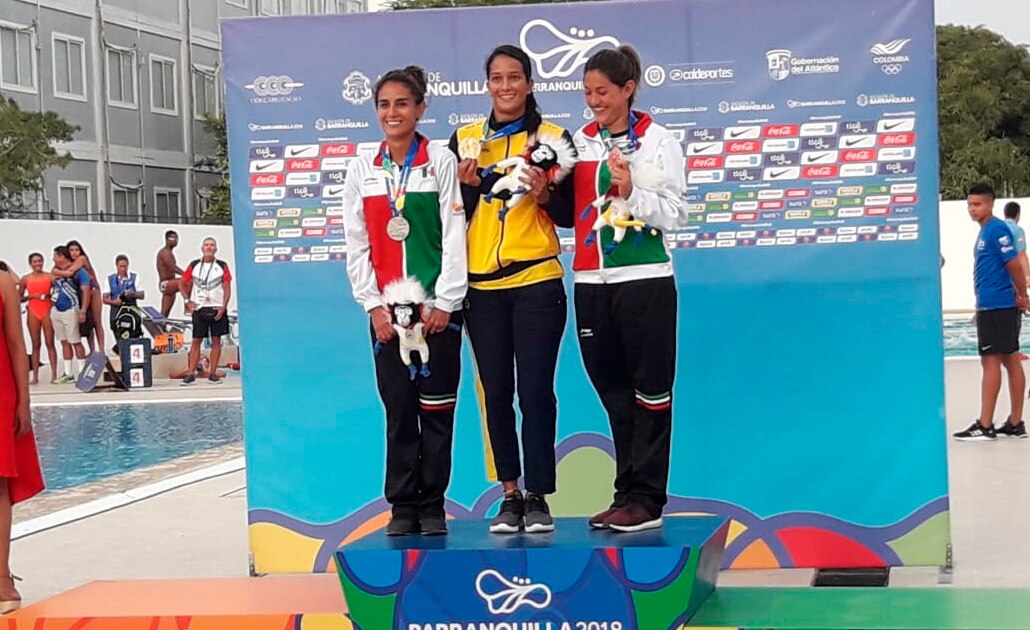 Paola Espinosa y Carolina Mendoza ganan medalla en trampolín de un metro