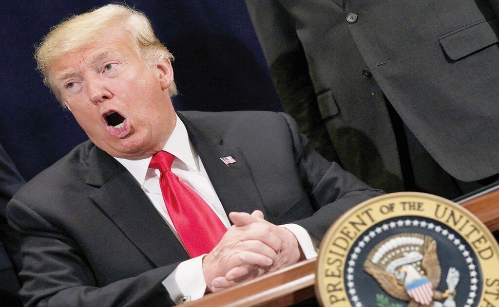 Campaña. El presidente Donald Trump durante un mitin el 24 de octubre en Mosinee, Wisconsin, de cara a las elecciones del 6 de noviembre. (ANDY MANIS. AFP)