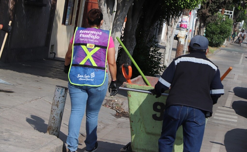 Ciudadanos contratados durante pandemia ya trabajan en calles de SLP