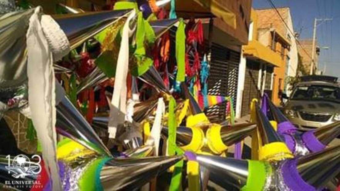 ¡Dale, dale, dale! Al taller de piñatas más activo de San Luis