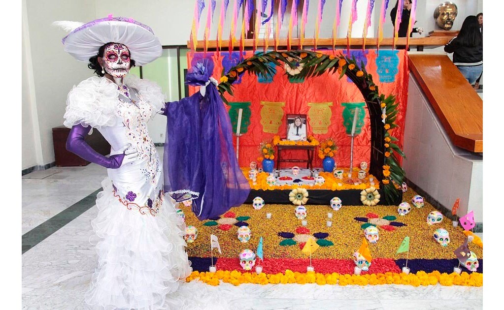 Cerca de 300 trabajadores de Congreso descansarán por celebraciones a la muerte