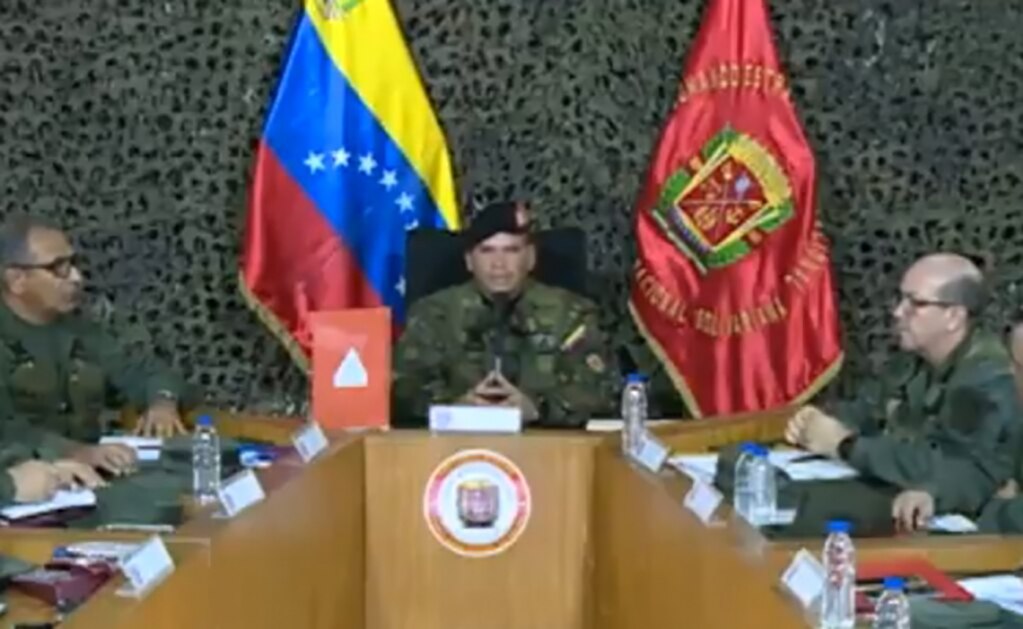 Dice Venezuela que detectó 54 aviones de EU frente a sus costas