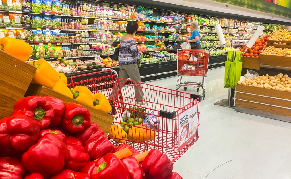 Negocios en SLP deben operar con restricciones de semáforo naranja este fin de semana