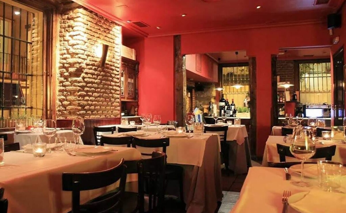 Denuncian robos nocturnos en restaurantes de SLP; policía identifica a banda relacionada con atracos