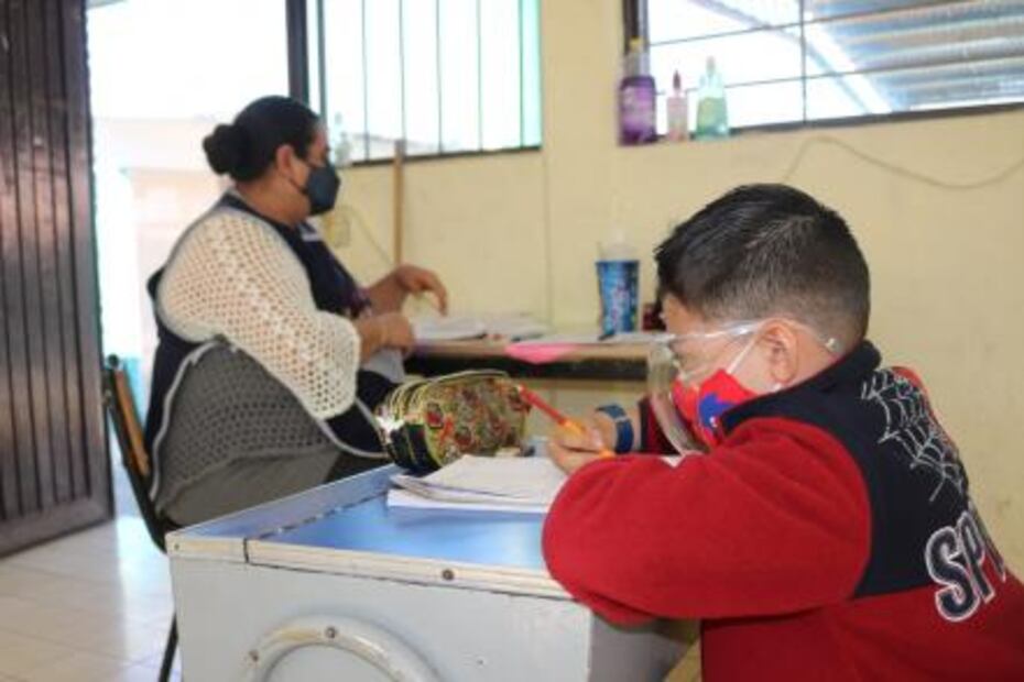 Reportan primer caso de Covid tras regreso a clases presenciales en SLP