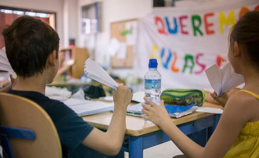 Por ola de calor aumentan medidas preventivas en escuelas