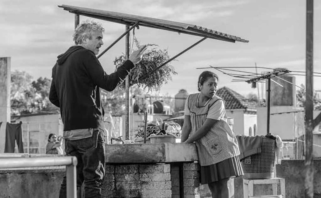 Alfonso Cuarón en el set de "Roma". Foto: Carlos Somonte/Netflix via AP