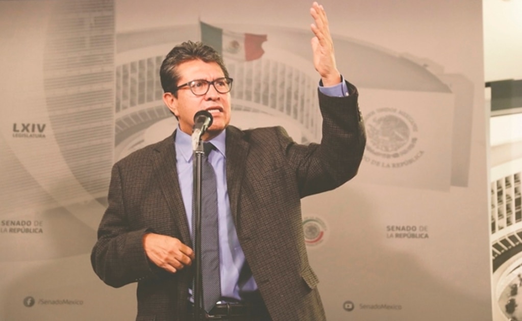 Mandar al diablo a las instituciones no es correcto, dice Monreal a panistas