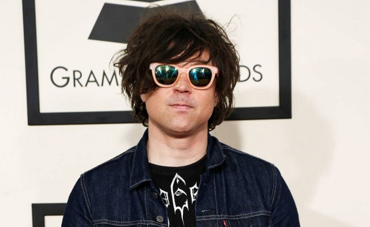 Acusan a Ryan Adams de ofrecerse a impulsar carreras musicales a cambio de sexo