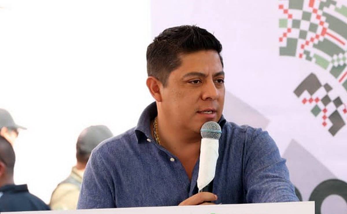 El gobernador Ricardo Gallardo pidió a su gabiente seguir redoblando esfuerzos para mejorar el trabjo en favor de la ciudadanía. Foto: Especial