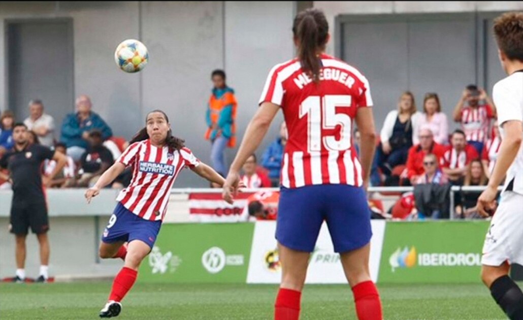 Charlyn Corral se estrenó como goleadora del Atlético de Madrid