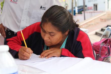 En cuatro años, 40 mil potosinos aprendieron a leer y escribir: IEEA