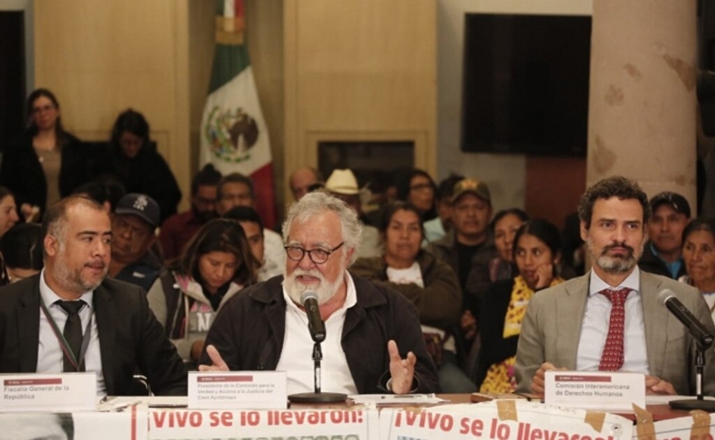 Acuerdan reinstalación del GIEI en caso Ayotzinapa