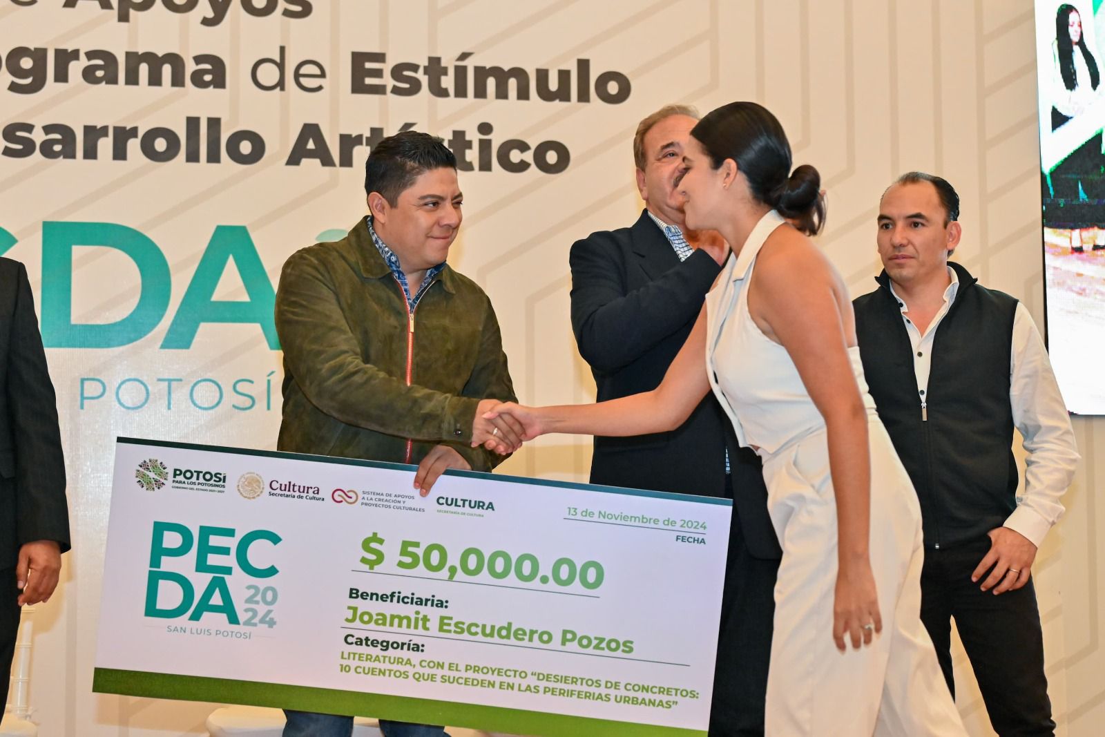 Entrega Ricardo Gallardo apoyo a 44 proyectos artísticos de SLP; se compromete a gestionar más recursos 