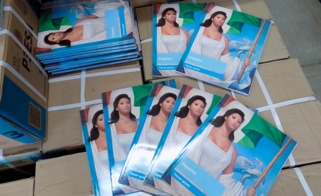 Inician preparativos para distribuir libros de texto gratuito 