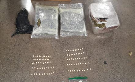 Encuentran marihuana y cristal en el aeropuerto