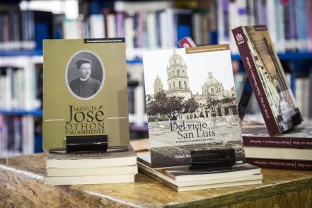 UASLP presentó reimpresiones de la obra de Rafael Montejano y Aguiñaga