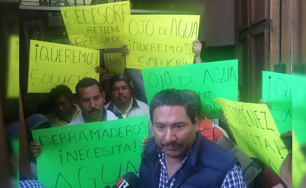 Habitantes de comunidades de Mexquitic bloquean la Sedesore 
