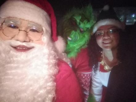De luchador a Santa Claus, José Santos reparte sonrisas y alegría en Navidad