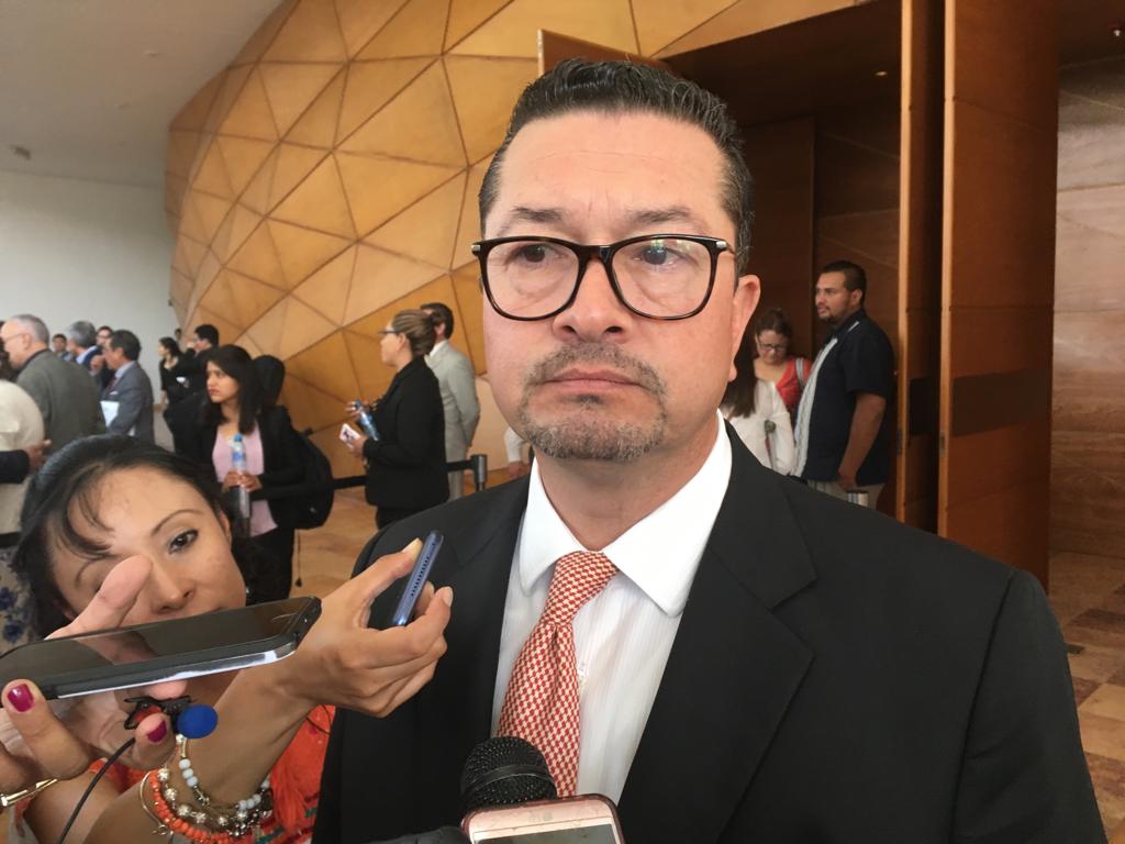 "Si se comprueba el delito, habrá consecuencias para funcionario accionista de Axioma"