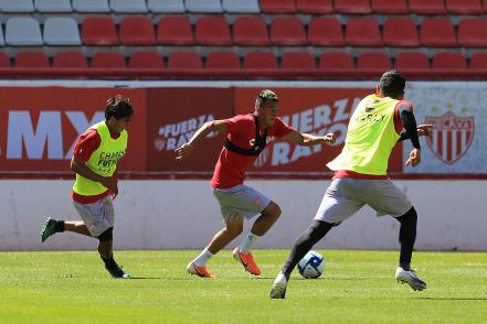 El futbol da revanchas rápido y hay que tomarlo así, señala Daniel Álvarez