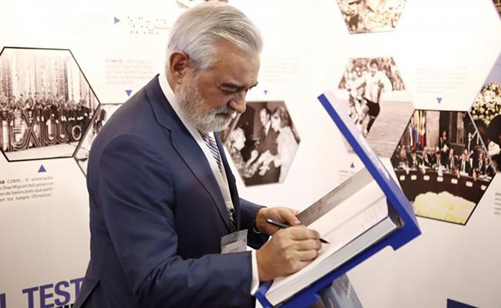 RAE prepara informe para adecuar el lenguaje inclusivo en la Constitución