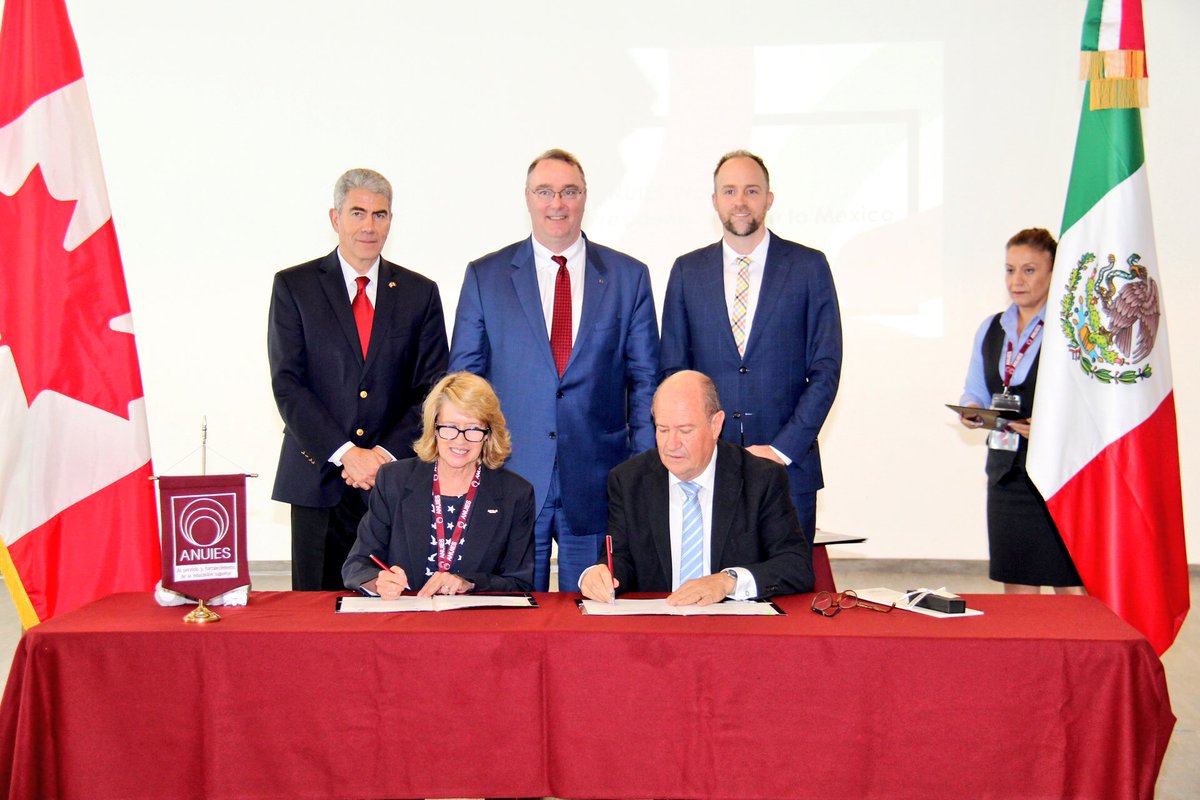 UASLP establece alianzas internacionales con universidades canadienses