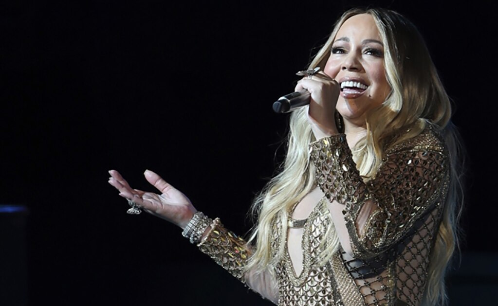25 años después, villancico de Mariah Carey encabeza lista Billboard
