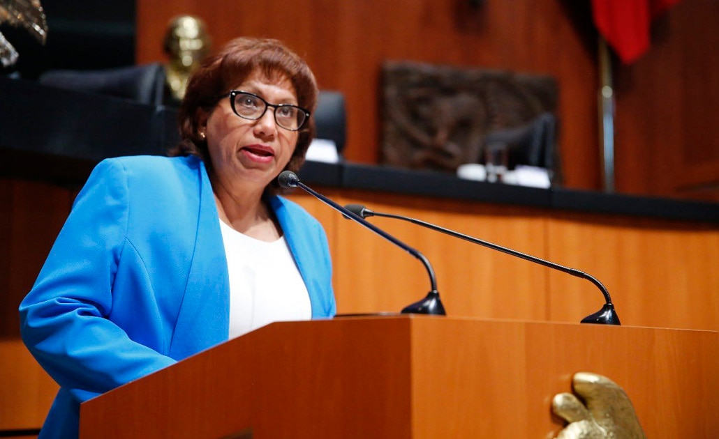 Renuncia la senadora Leonor Noyola al PRD