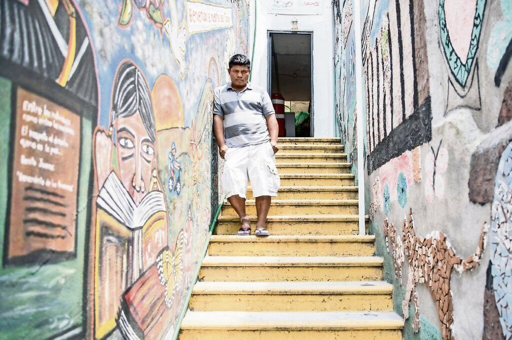 Leonel dejó Guatemala pensando que en México encontraría mejores oportunidades, pero en ocho años fue víctima de secuestro y asalto. (FOTO: GERMÁN ESPINOSA.EL UNIVERSAL)