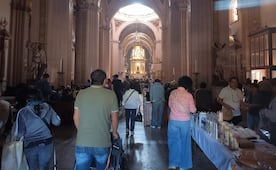 Semana Santa: Entre rezos, tradición y aromas de pan "bendito", potosinos recorren los siete altares