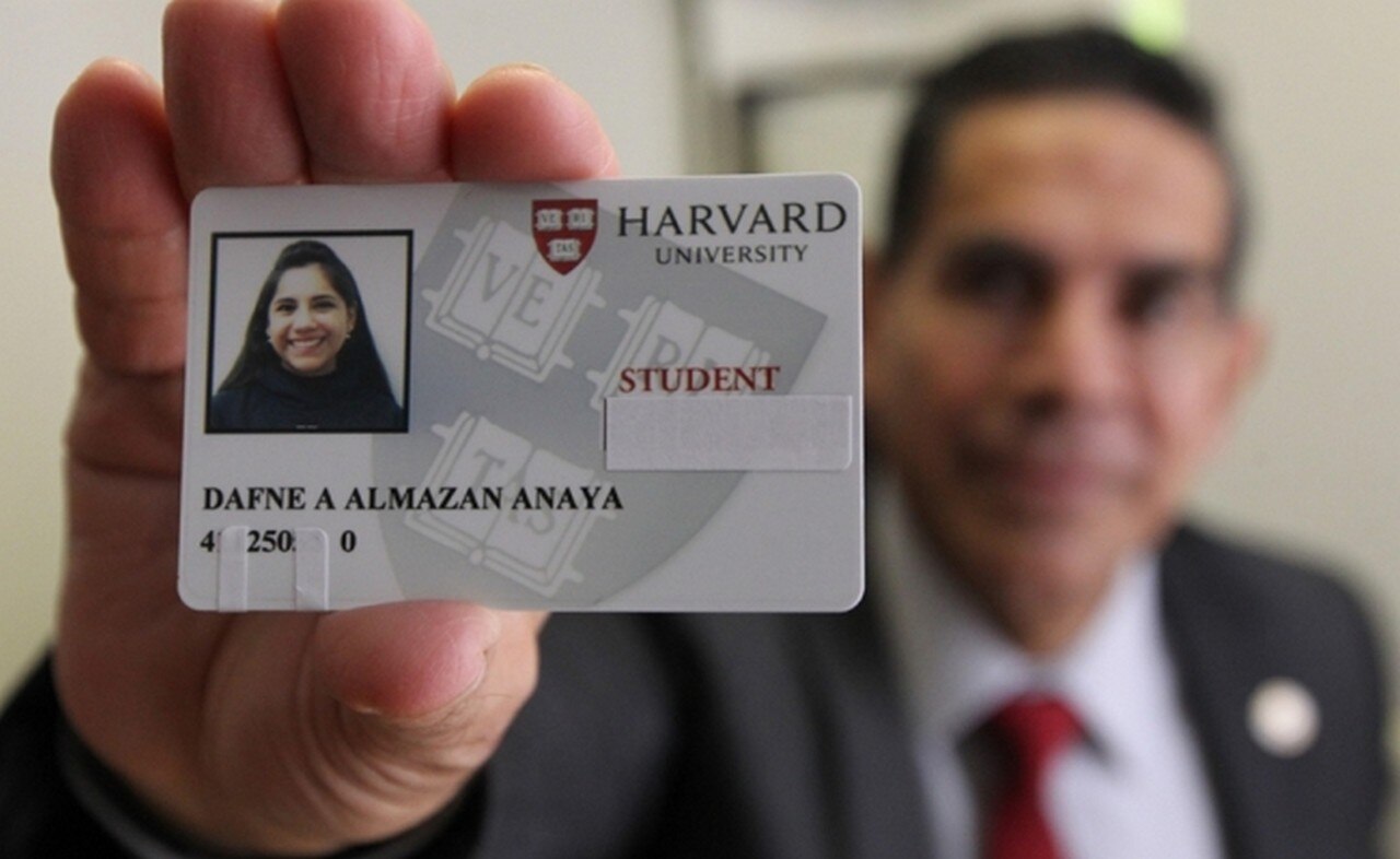 Menor mexicana cursará posgrado en Harvard; será la primera en 100 años