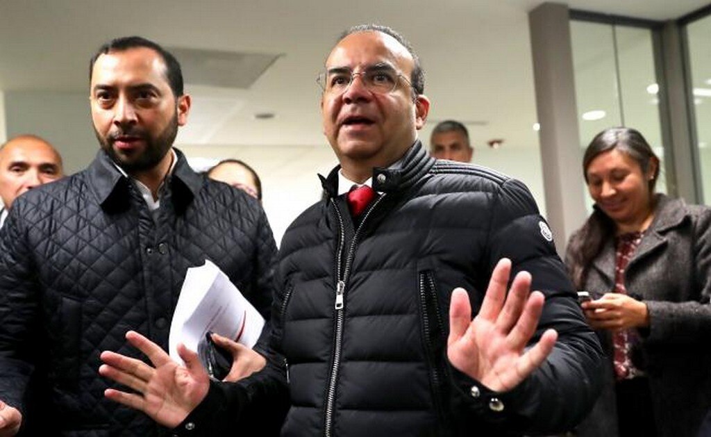 Un gobernador no tiene que hacer marchas cuando hay leyes: Navarrete Prida