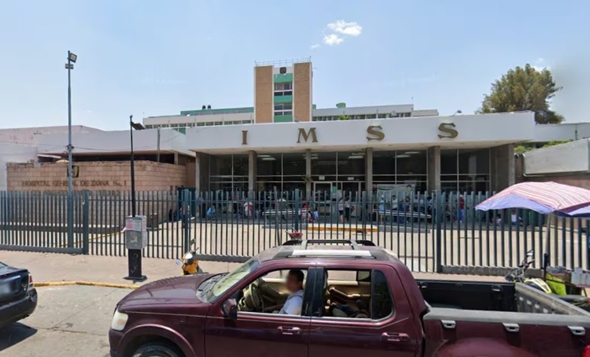 Se atendió de manera “inmediata”, responde IMSS luego de que mujer diera a luz en baños del hospital Zapata de SLP. Foto: Especial