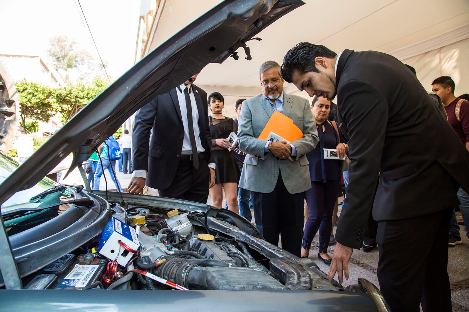 Proponen estudiantes sistema ahorrador de gasolina