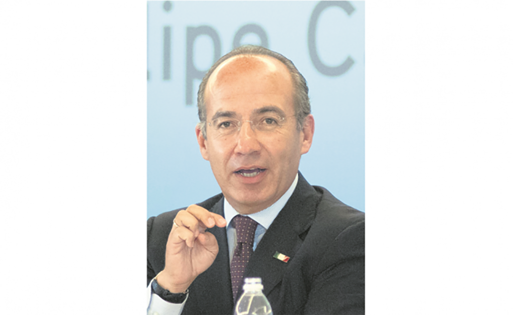 Felipe Calderón critica actuar diplomático de México con Bolivia