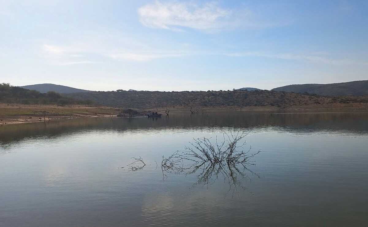 Conoce la presa La Muñeca y sus ruinas sepultadas bajo el agua