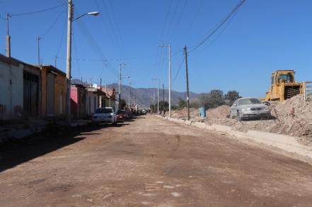 Nava Palacios supervisa rehabilitación de calles en La Pila 