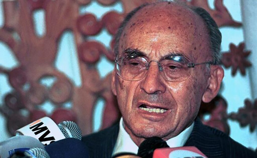 Echeverría sale del hospital tras recibir cuidados médicos