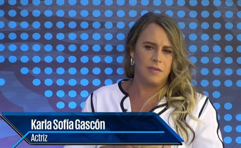 Carlos Gascón y el sufrimiento por convertirse en mujer