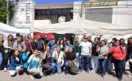 Trabajadores del IMSS mantienen plantón en San Luis Potosí; exigen cambios al sindicato