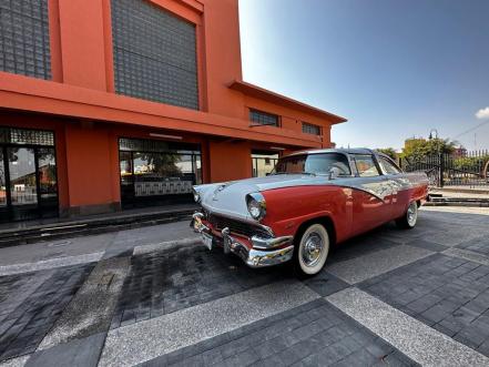 Así fue la exhibición de autos clásicos en el Museo del Ferrocarril de SLP 