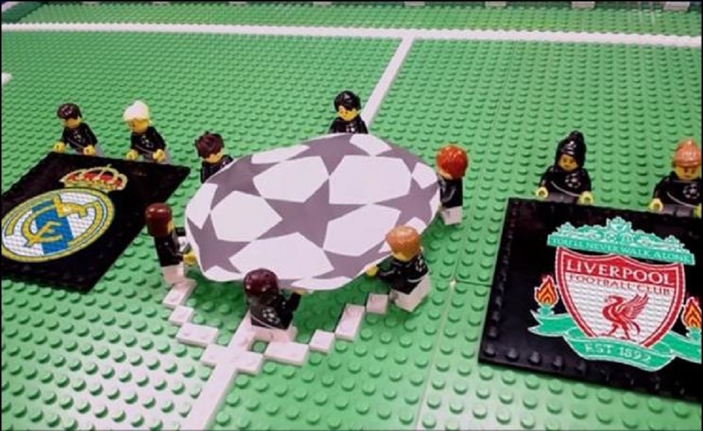 Recrean la final de la Champions en figuras de Lego