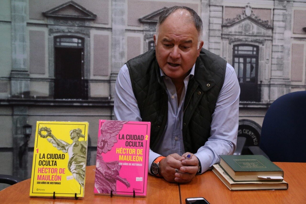 La palabra escrita nos conecta con el pasado: Héctor de Mauleón en la FNL 2019