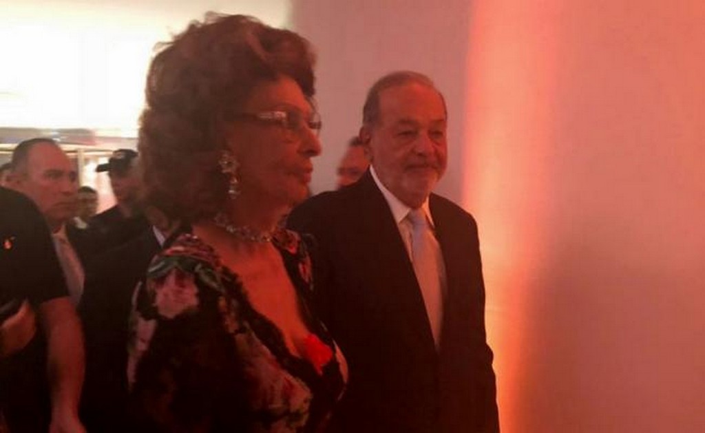Sophia Loren visita México, del brazo de Slim