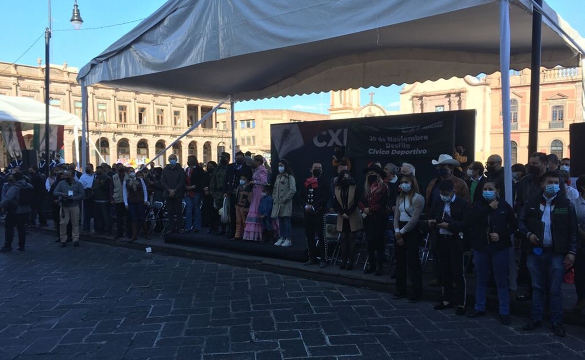 Gobernador de SLP encabeza desfile tradicional de la Revolución Mexicana