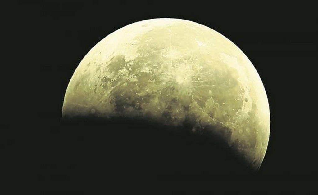  Se aproxima el eclipse lunar más largo del siglo
