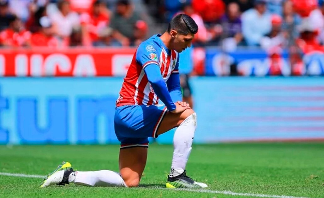 Alan Pulido, a la lista de transferibles en Chivas